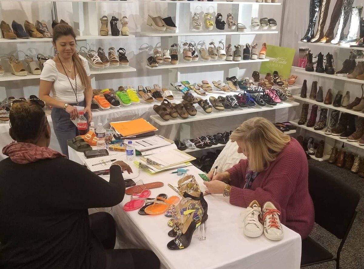 Top 23 Women's Accessories Trade Shows 2024-2025